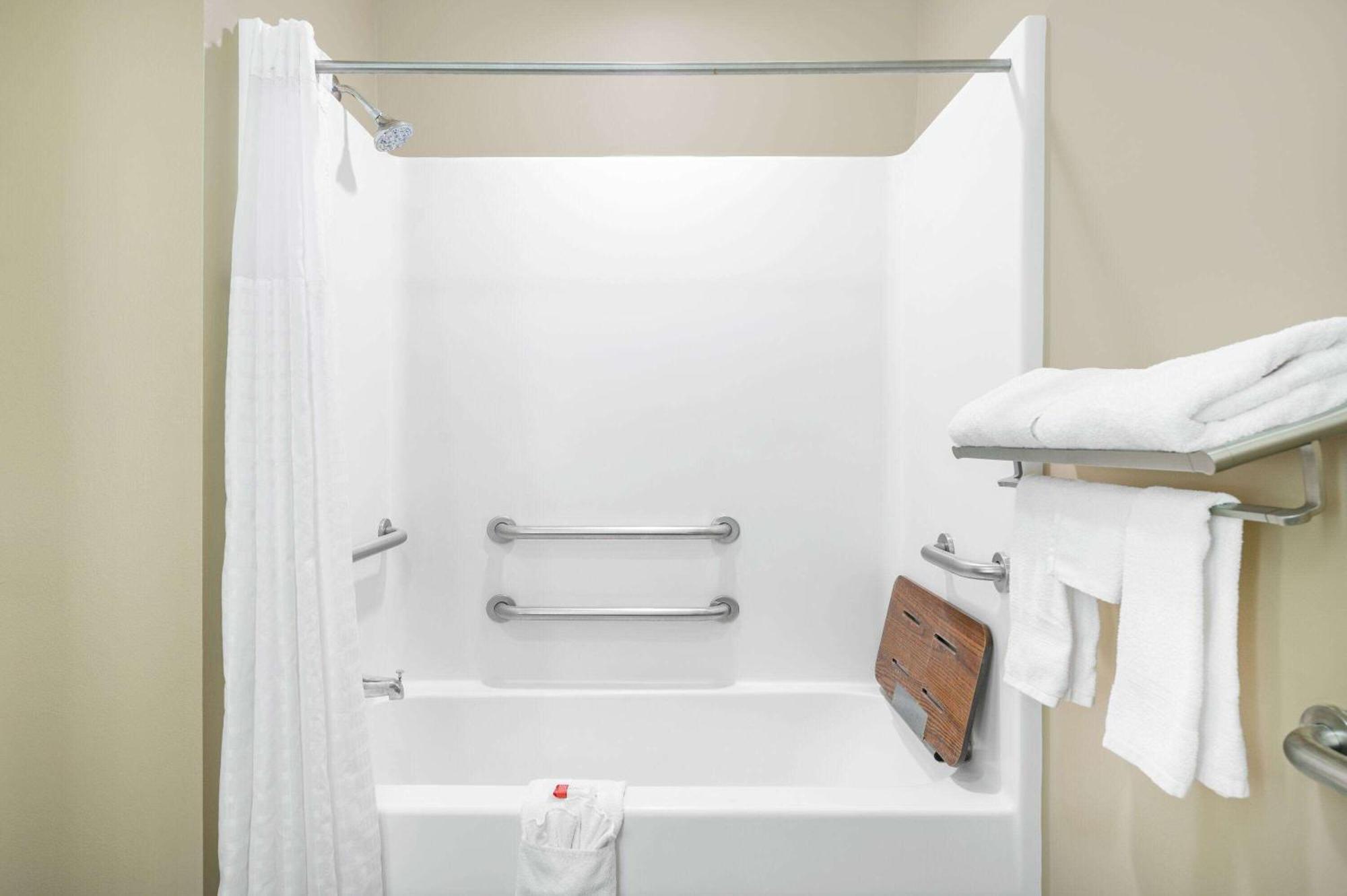 Super 8 By Wyndham Joliet Hotel Ngoại thất bức ảnh